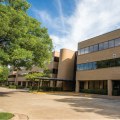 Are Central Texas Heart Clinics Open on Weekends?